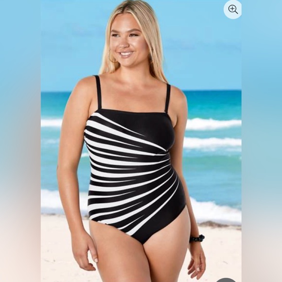 VENUS Other - Swimsuit One-Piece-Color Black & White Size 22 NWT